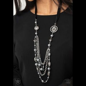 Necklace and earrings set